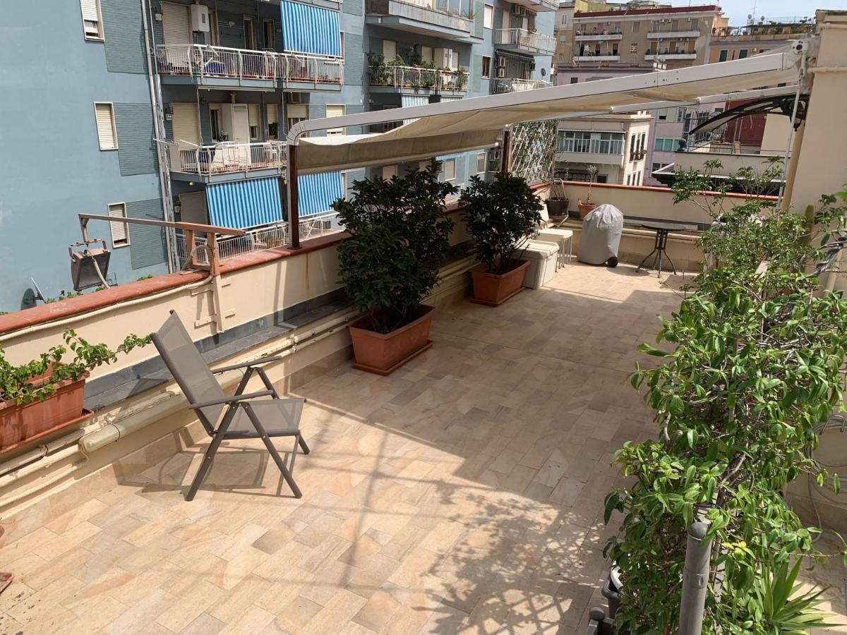 Hotel Tuanis Neapel Exterior foto